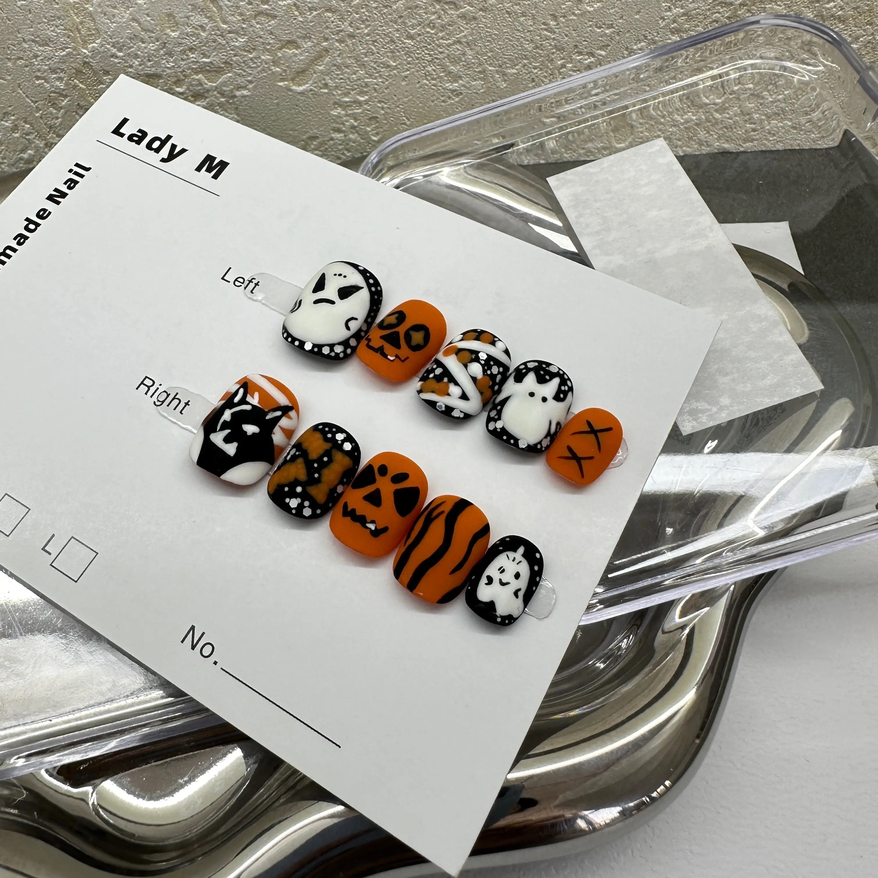 Halloween orange white round handmade press on nails