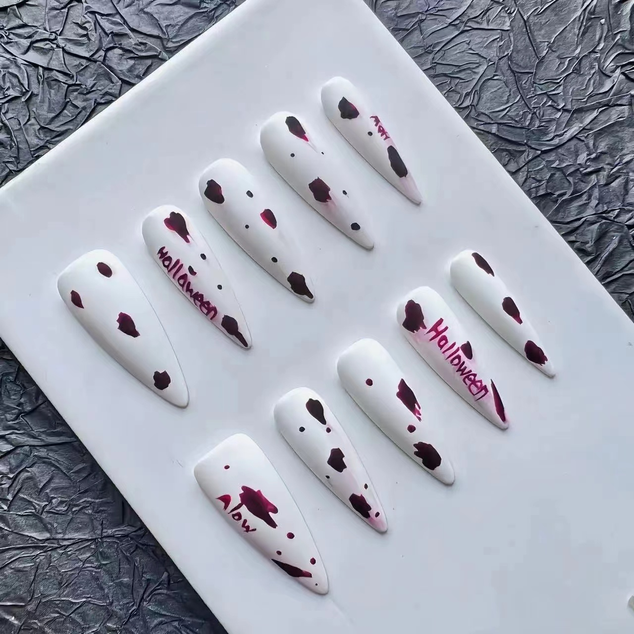 Halloween white middle almond handmade press on nails