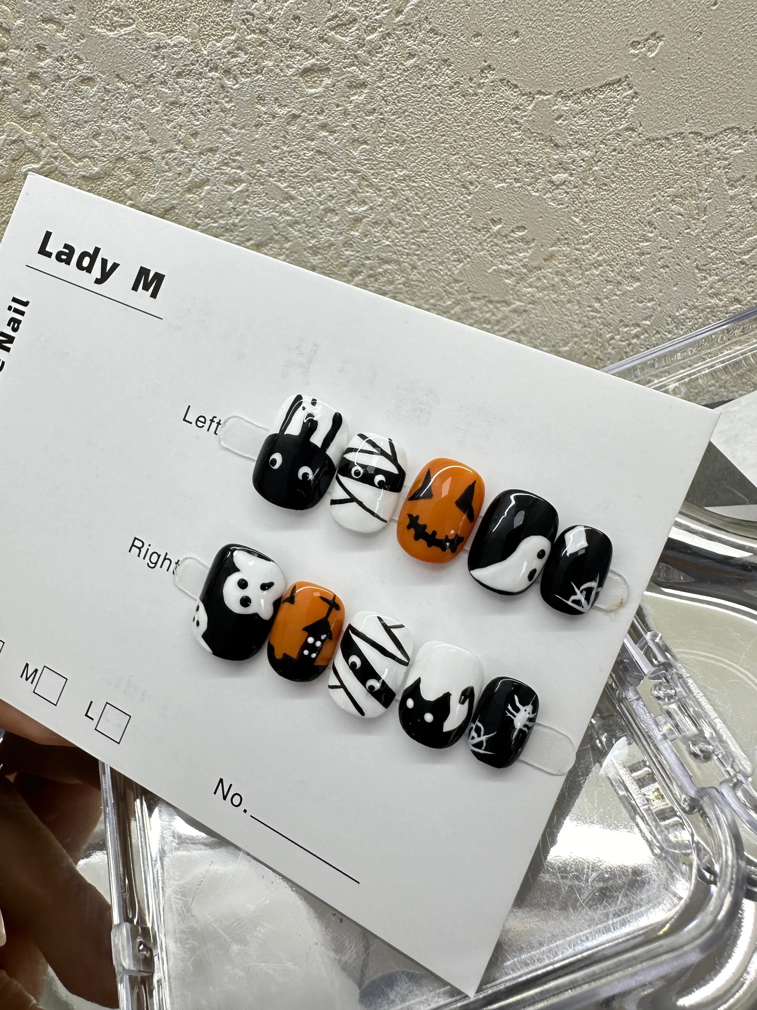 Halloween short round handmade press on nails