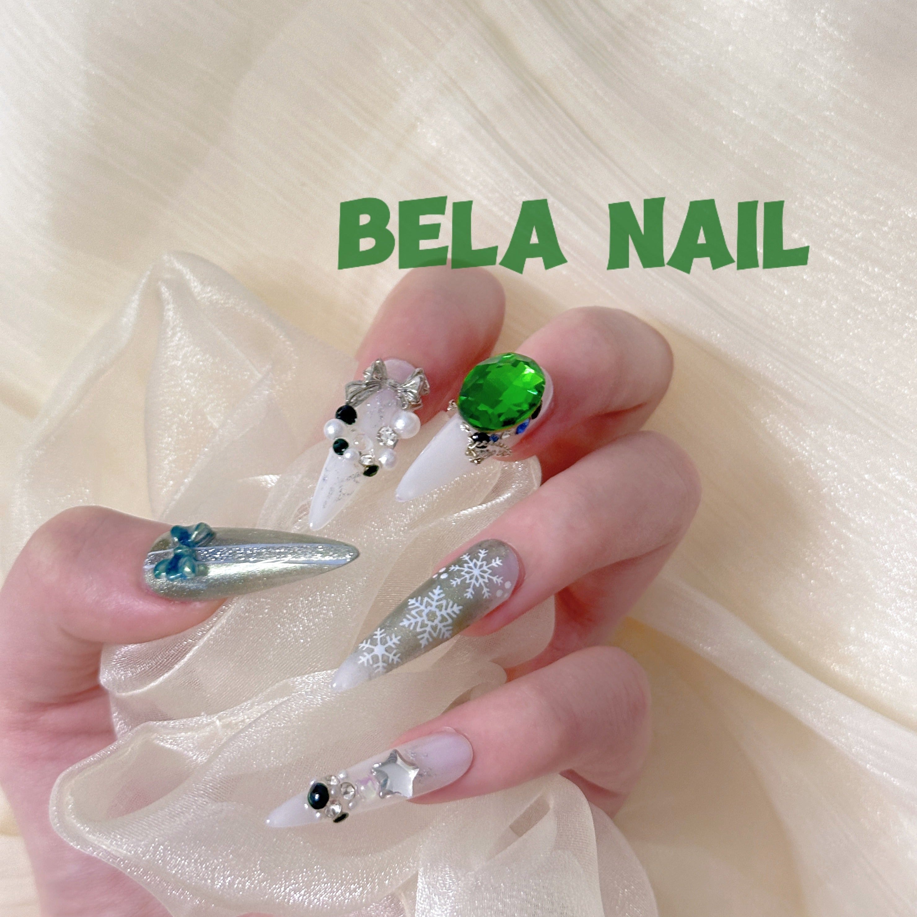 silver white middle almond  gemstone pearl snowflake handmade press on nails